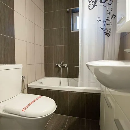 V Luxury Apartment 3 Ioannina Buitenkant foto